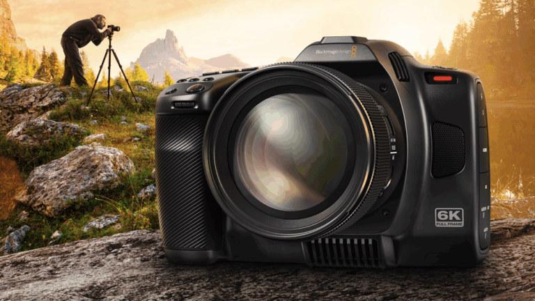 Caméra numérique nouvelle génération incluant un capteur 6K plein format avec OLPF, une monture L, une prise en charge des cartes CFexpress, et un enregistrement simultané Blackmagic RAW et proxy H.264 pour des workflows dans le cloud !